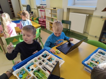 793b8131-cc1e-4a02-ae38-6ccc44d4a03c