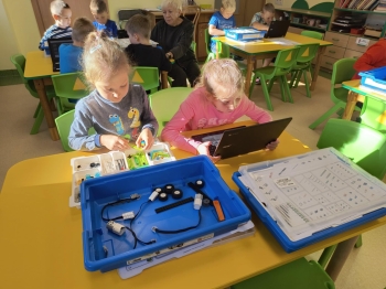 94e44ec5-b59b-48ca-86e9-28a10fec604f