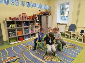 8f0a4496-1a47-42af-af28-eeb286138470