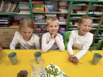 71544fdc-3a8b-4dce-9c50-d7f1e3951bed