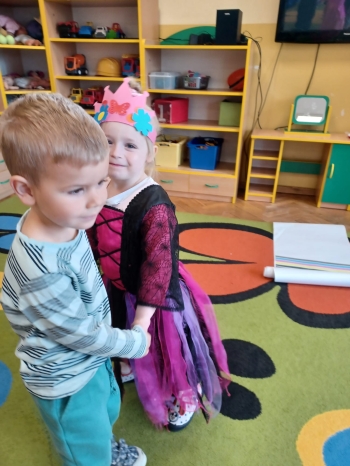 WhatsApp Image 2025-10-15 at 17.44.01 (15).jpeg