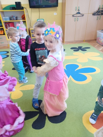 WhatsApp Image 2025-10-15 at 17.44.01 (13).jpeg