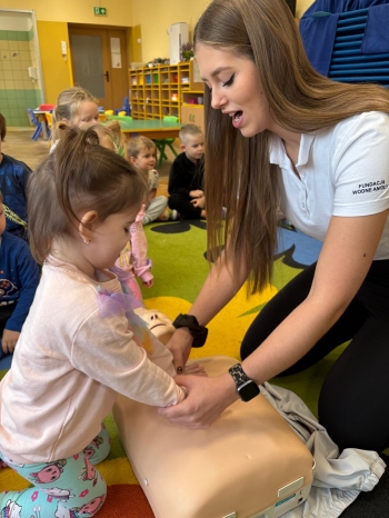 68651248-90a1-4bf9-95ea-53d63fcdb49b