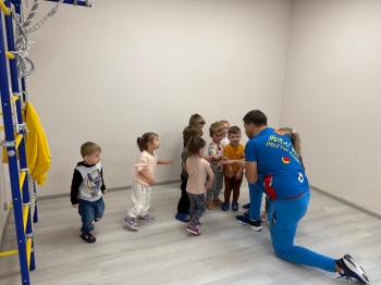 a579c658-6455-46b8-883e-8b985b4fd5af