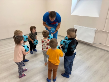 b348079a-3b01-4f88-b01a-91eaa8fcf32f