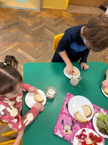 PHOTO-2025-11-14-16-10-58 7