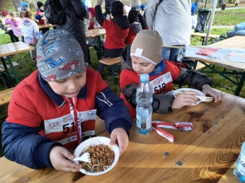 2e1db66c-796d-45be-94e0-617498a3d64d