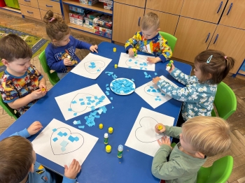 9bdce366-c27b-406b-806e-978a64341413