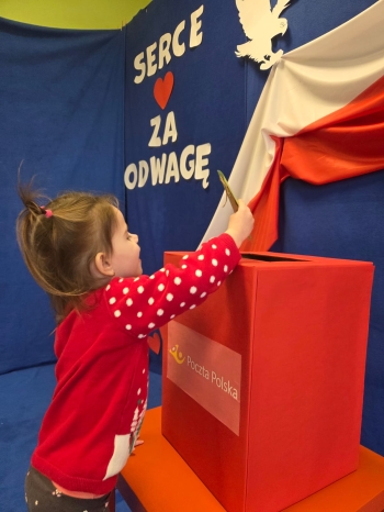 e5350178-8752-4e05-a764-d5d4718dcdac