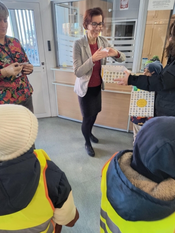 cc3d6564-4557-4acc-984f-f624d8d70021