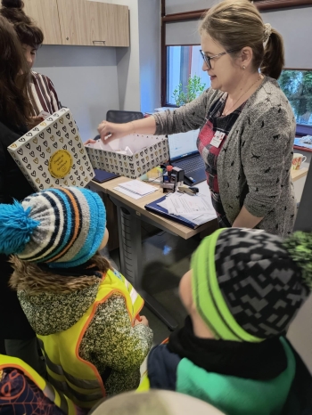 c6d0952b-c041-479c-a64b-7455640d418f