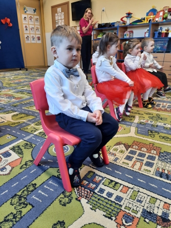 38e574f1-811e-4e09-8ece-56bb2d8fd1ad