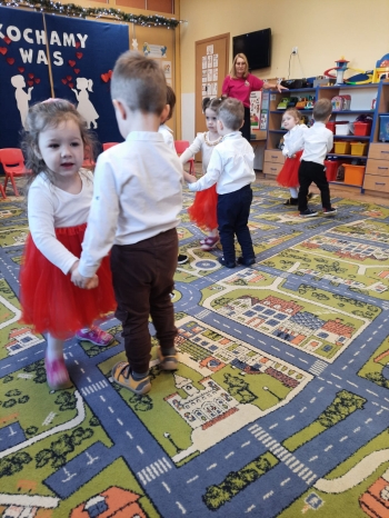 cf5b07e7-fc62-4db9-8e4b-e33ffe9cbdbf