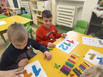 50c6856b-a792-461d-b011-18965408fbff