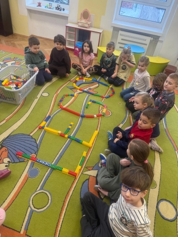 f6850afb-00ba-4806-9ed2-3db7c3e5aefd