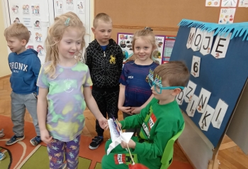 da7a0c49-ce5d-4dc3-9d51-5783a2185dcb