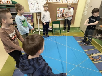 b199ab6c-649e-4264-a286-5439ef1bdc5c