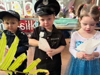 a3d1e17c-0852-4aec-83a1-fd7befb7563d