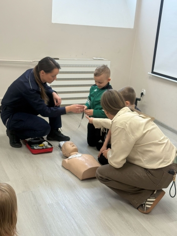 d6ce7ec5-5dfb-4b44-9ab6-24cd419ad329