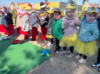 6b3f489f-fd23-4cc5-b0b9-d5260a10adc0