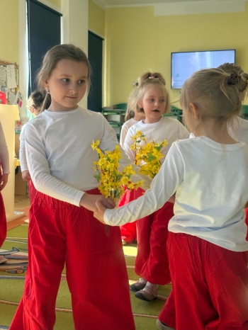 9c1c7c45-60a4-4d8c-a017-1de7230a3af5