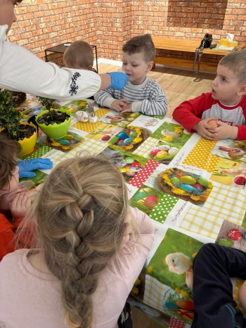 ae4094a8-3f9d-4df6-ac54-e8399d9c99e1