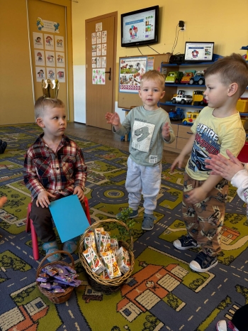 8dfbc1c8-6280-45dd-8493-885b1af135e9