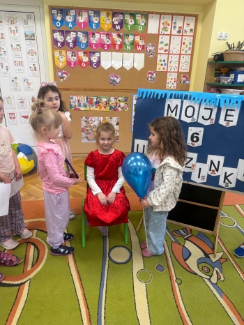 9d6e87f5-87aa-40c9-ad58-0b023b9ab7fe