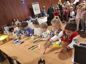 85d75361-198f-43aa-80ea-e434038e16d6