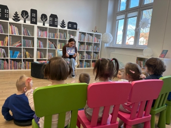 c2c6a6a8-d93e-440e-89f8-3eb779d0d860