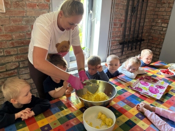 9940a8a0-6a04-4ba3-bb51-872faad7373d