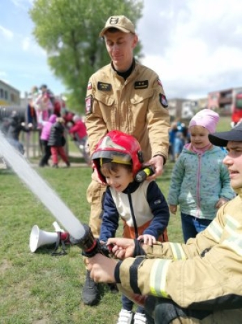 image000000 (4)