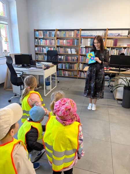 08.05.25r. - DZIEŃ BIBLIOTEKARZA I BIBLIOTEK 