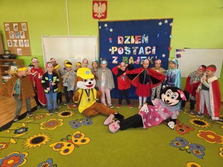 DZIEŃ POSTACI Z BAJEK