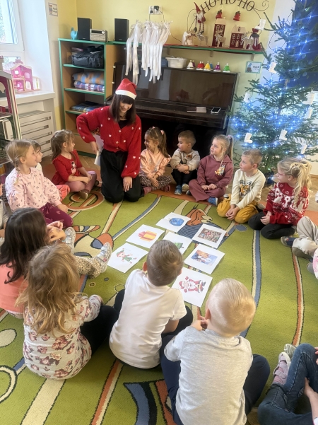 05.12.2025r. ''Święta tuż, tuż'' w grupie Krasnale rozpoczął się czas intensywny...