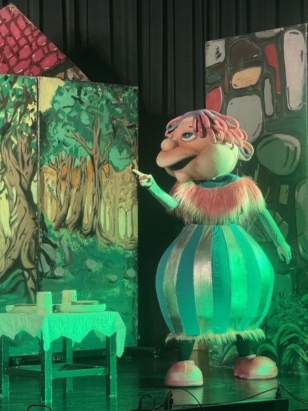 15.12.2025r. Spektakl teatralny ''Jaś i Małgosia''- wyjście do Kina Światowid w ...