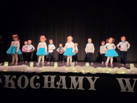 DZIEŃ BABCI I DZIADKA