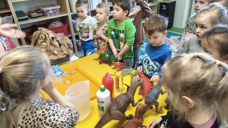 Prehistoryczny świat, dinozabawy 9-13 marzec 2026r.