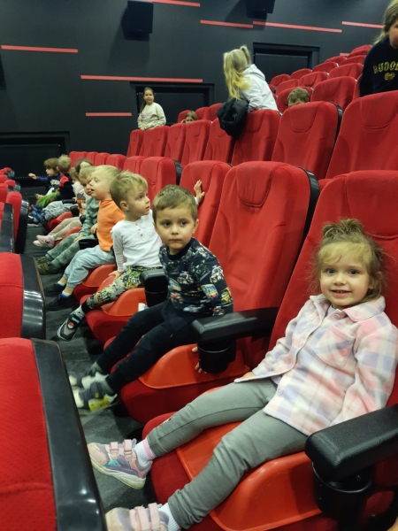 17.04.2026 Spektakl teatralny 'Magiczny świat pana Andersena''